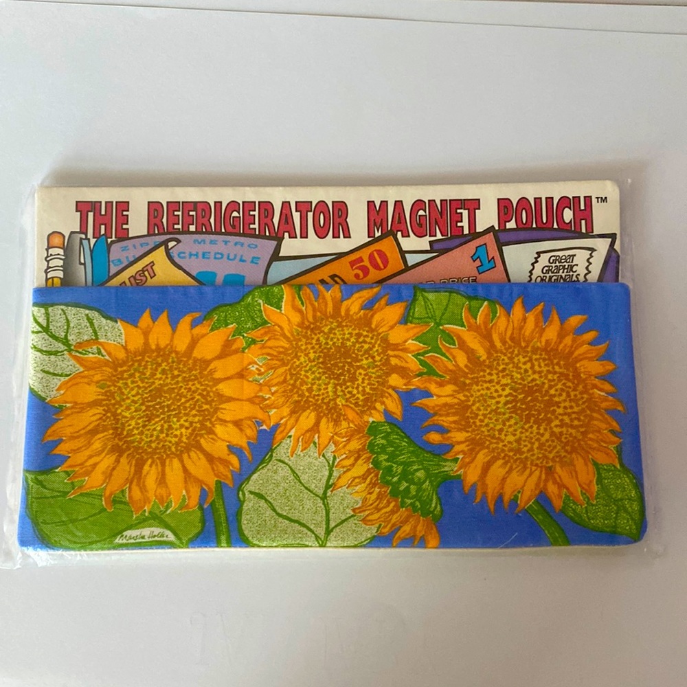 New- The Refrigerator Magnet Pouch